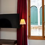 Palazzina Fortuny Bed & Breakfast Benátky