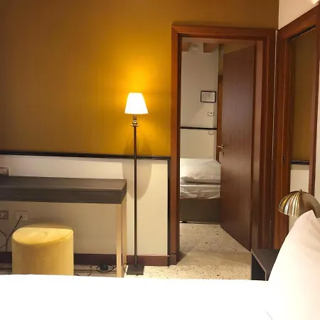 Palazzina Fortuny 3* Venice