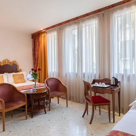 Palazzina Fortuny Bed & Breakfast Venice