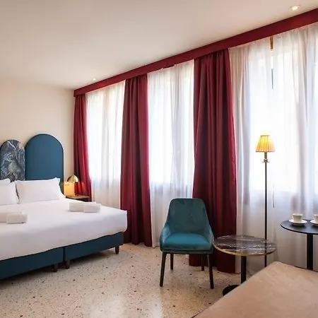 Bed & Breakfast Palazzina Fortuny Venice
