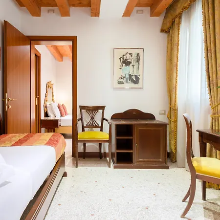 Palazzina Fortuny Bed & Breakfast Venice