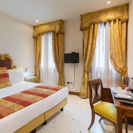 Palazzina Fortuny Bed & Breakfast