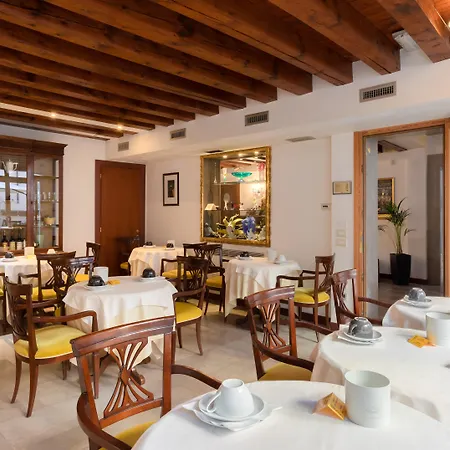 Palazzina Fortuny Bed & Breakfast Venice