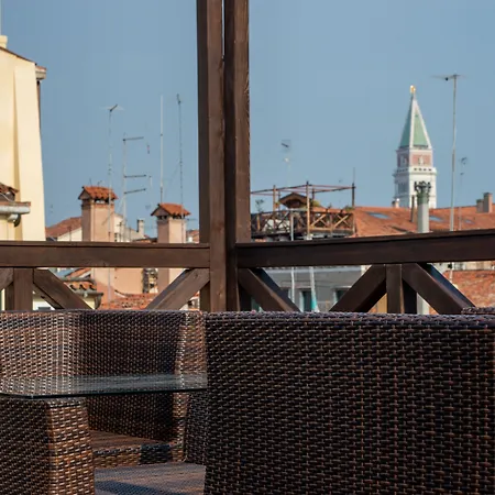 Acomodação com café da manhã  Palazzina Fortuny