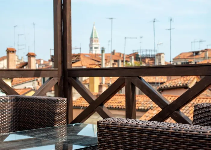 Palazzina Fortuny فندق مبيت وإفطار