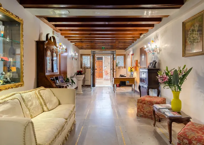 Palazzina Fortuny فندق مبيت وإفطار