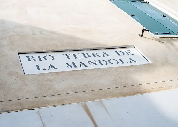 فندق مبيت وإفطار Palazzina Fortuny البندقية