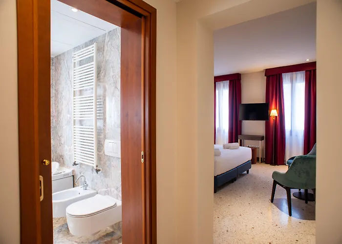 Palazzina Fortuny فندق مبيت وإفطار